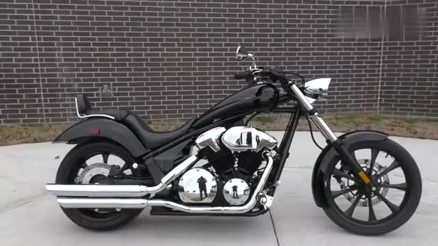 实拍本田太子车FURY，原厂就这么酷，跟哈雷比比如何？