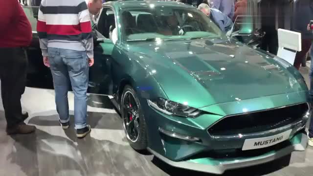 实拍2019款福特全新野马，这颜值“大黄蜂”还怎么卖！