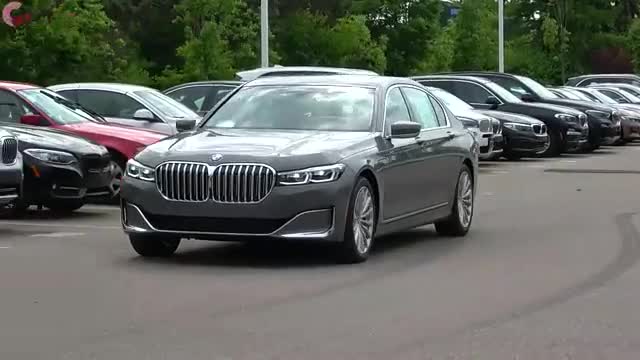 全新7系在车身制造上延续了高强