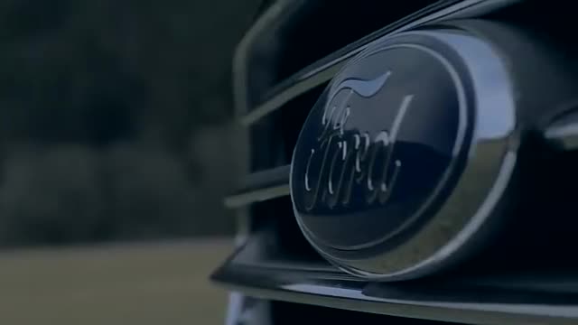 海外商务车展示，福特TourneoCustom