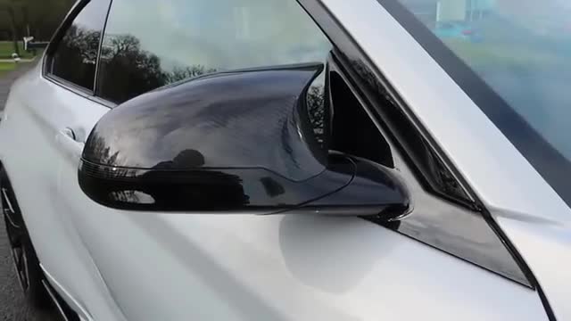 宝马M2海外实拍后视镜展示分