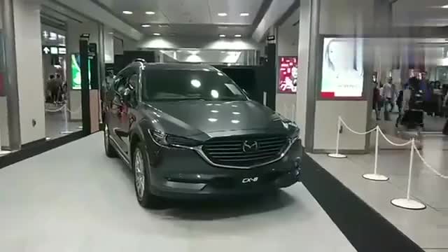 实拍马自达CX-8，7座SUV，太帅气了