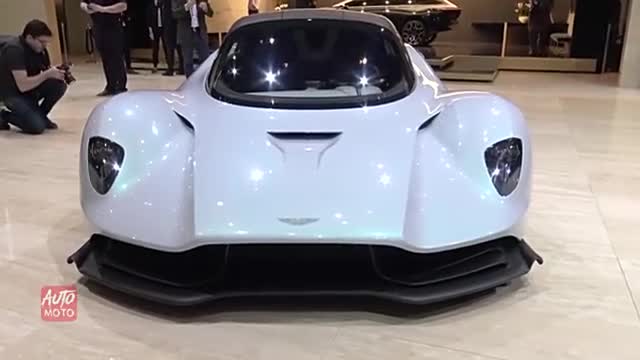 车展实拍全新阿斯顿马丁超级跑车，这车太帅了