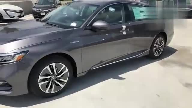 国外已到店准备开卖，实拍本田雅