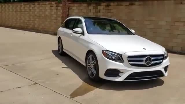 实拍奔驰E级E450旅行版