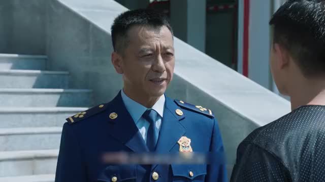 蓝焰突击李溪成会搭讪了叶启恒根本招架不住