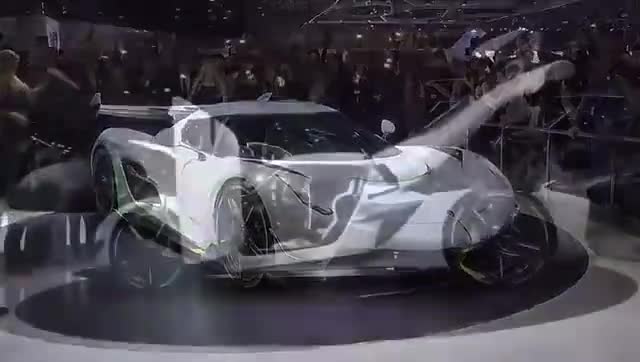 车展上的柯尼塞格顶级豪车，首开亮相