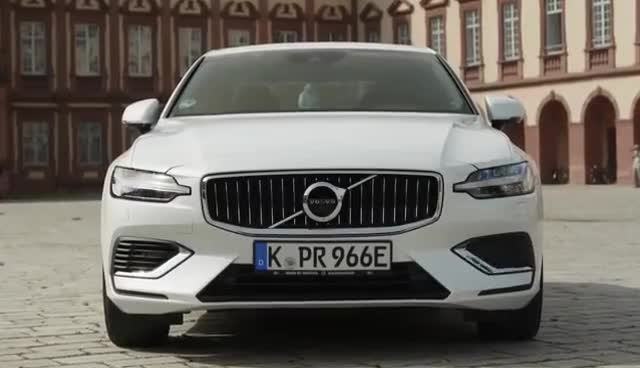 而T8插电混动车型的综合最大功率甚至可以达到400马力