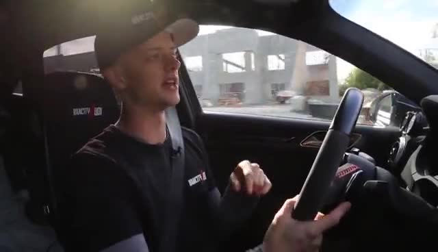 奥迪RS3一直都被称为性能小钢炮