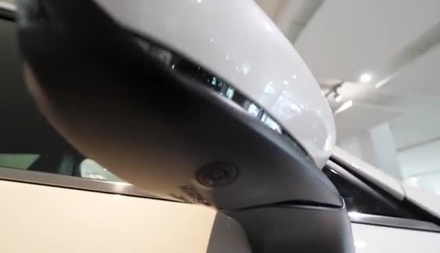 新车比以往车型都漂亮