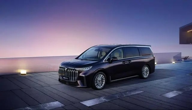 车长超过五米三 这辆岚图梦想家真的是太豪华了休闲区蓝鸢梦想 - Www.slyday.coM 车长超过五米三 这辆岚图梦想家真的是太豪华了休闲区蓝鸢梦想 - Www.slyday.coM