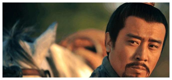 三国演义人物排行榜_越南人眼中的三国十大名人:关羽排第三,吕布垫底,榜首不出预料