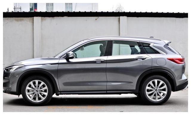 开过奥迪Q3,再花36万提英菲尼迪QX50,车主:对比后一目了然
