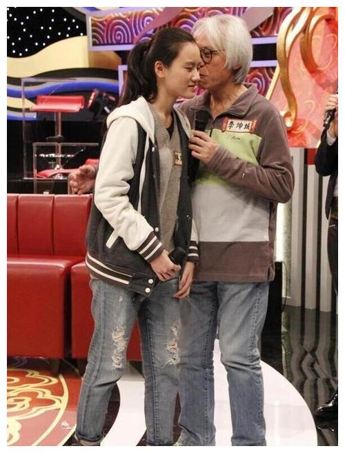 嫁给60岁大爷的17岁林靖恩,最近林靖恩