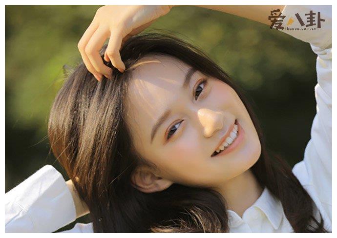 王京花经纪人资料 bc93-iwtqvyk8810910.jpg