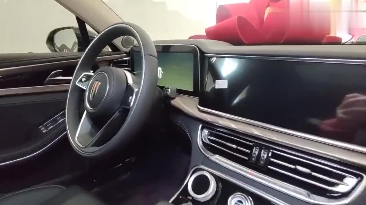 实拍红旗H9内饰豪华氛围完全不输给奔驰S级、奥迪A8