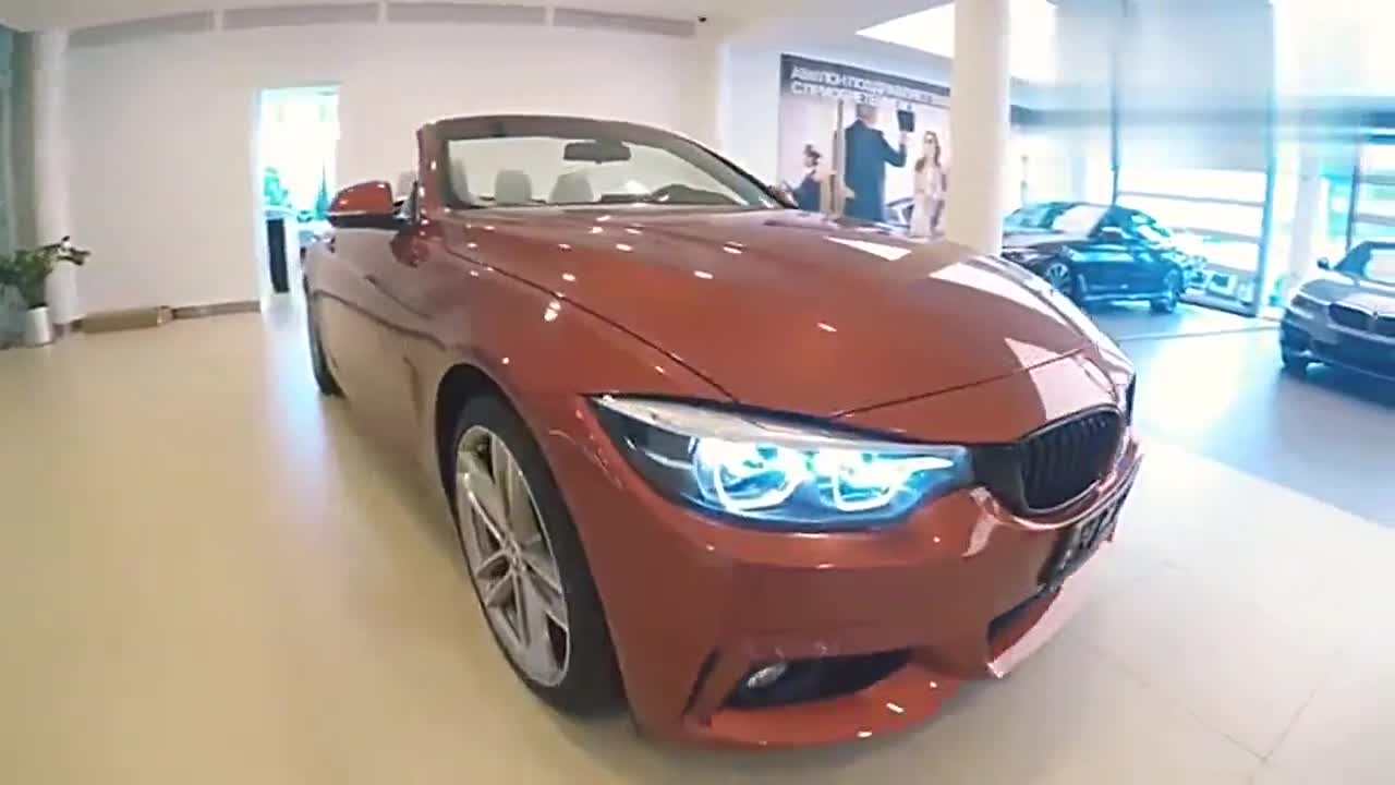实拍宝马4系敞篷车，一键开关敞篷，不要太喜欢