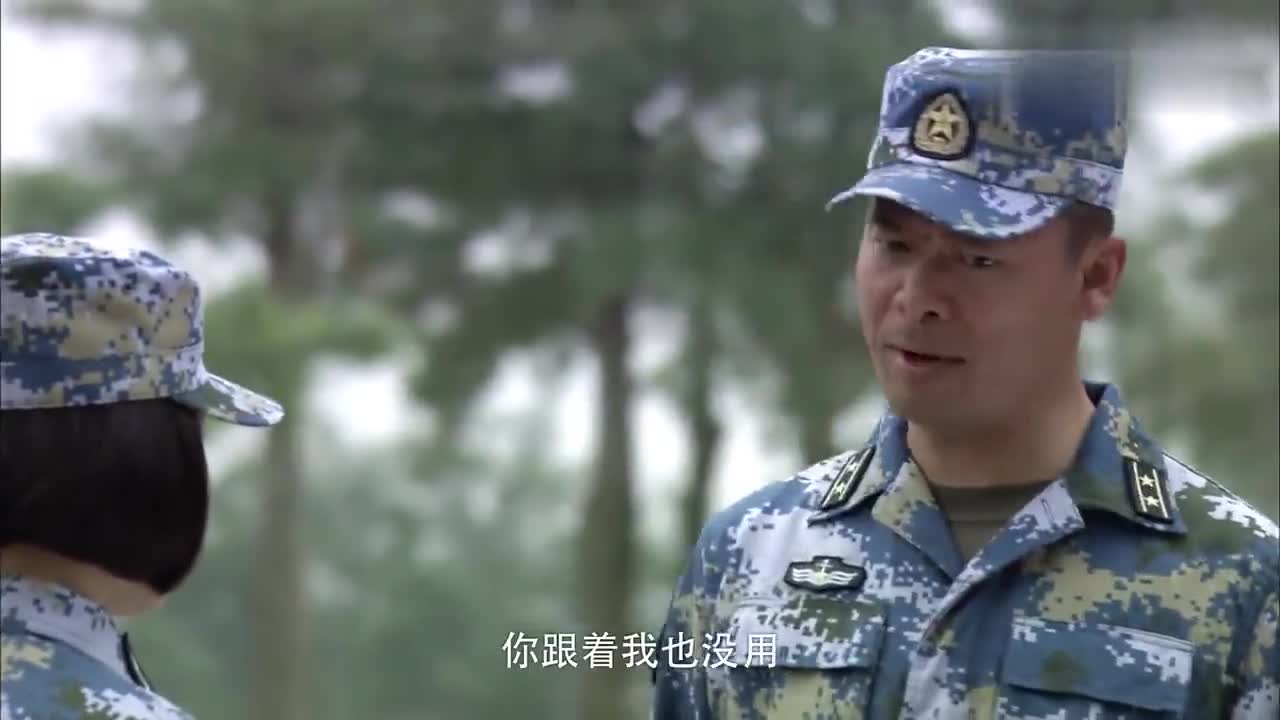 火蓝刀锋:副队替乌云求情,乌云执意退伍,太可惜了