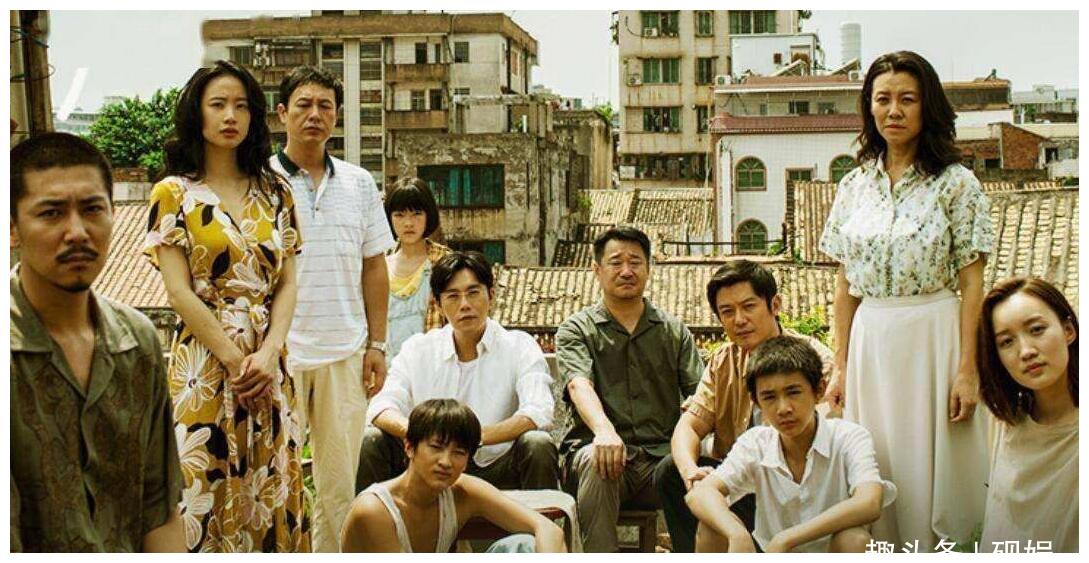 惹哭巩俐打动姚晨,拍戏20年却买不起老家一套房,不红是他的错?