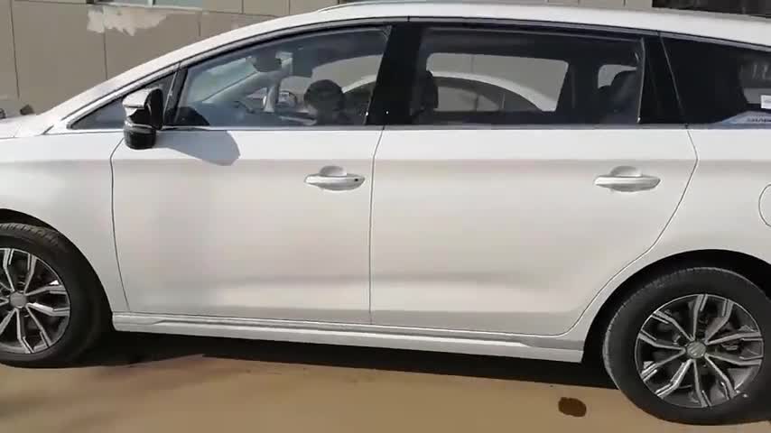 宋MAX外观怎么样？车主实拍值得一看