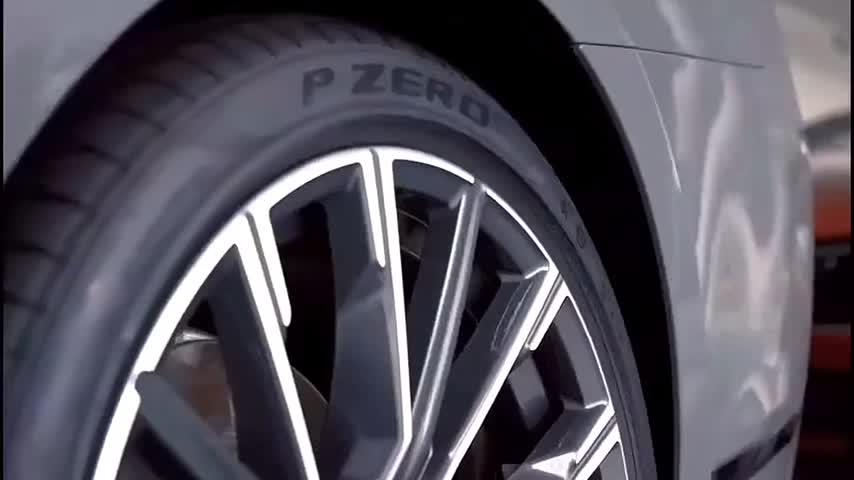 2021款宝马740，看到新车才知道没白等