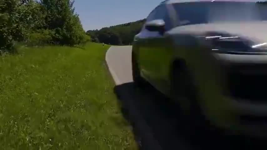 实拍：2021款全新保时捷卡宴GTS，加速堪比小钢炮