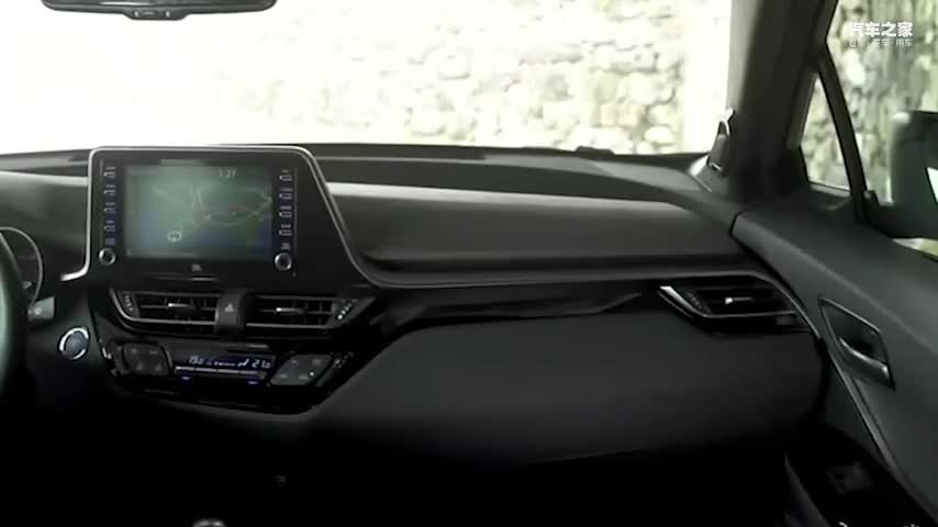 2021款丰田（Toyota）C-HR_酷似概念车的量产车