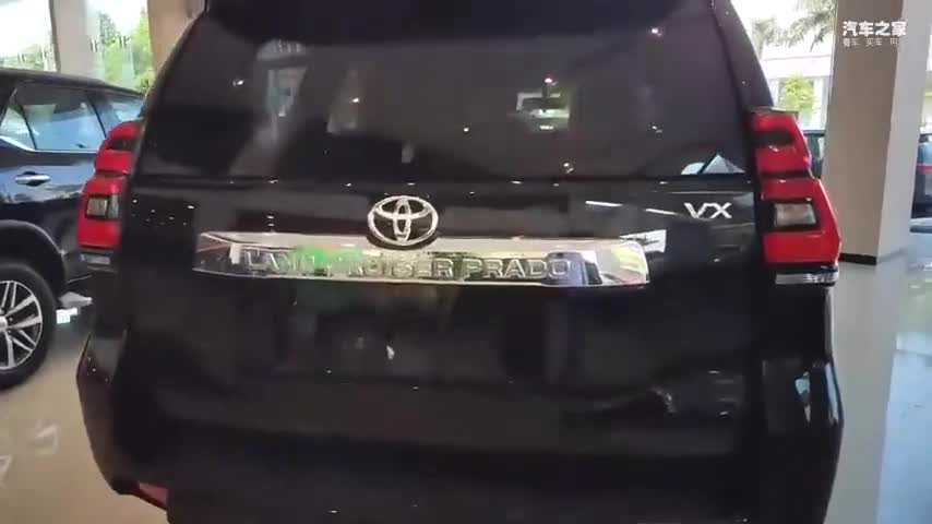 这才是丰田霸道该有的样子，丰田普拉多VX实拍