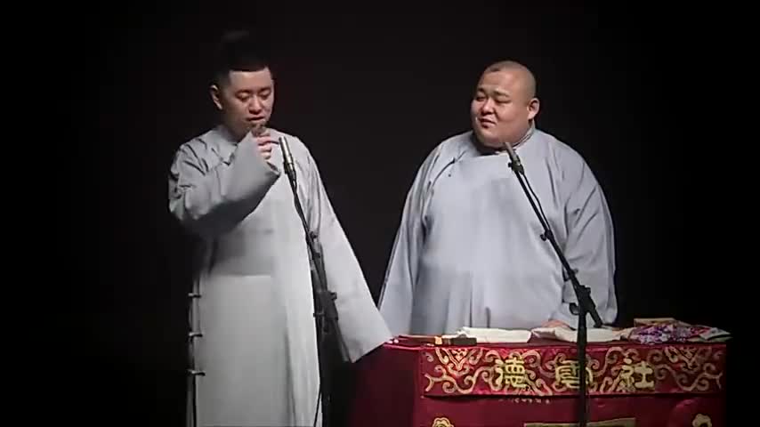 德云社冯照洋,杨鹤通上台表演相声,吟诗一首被观众吐槽
