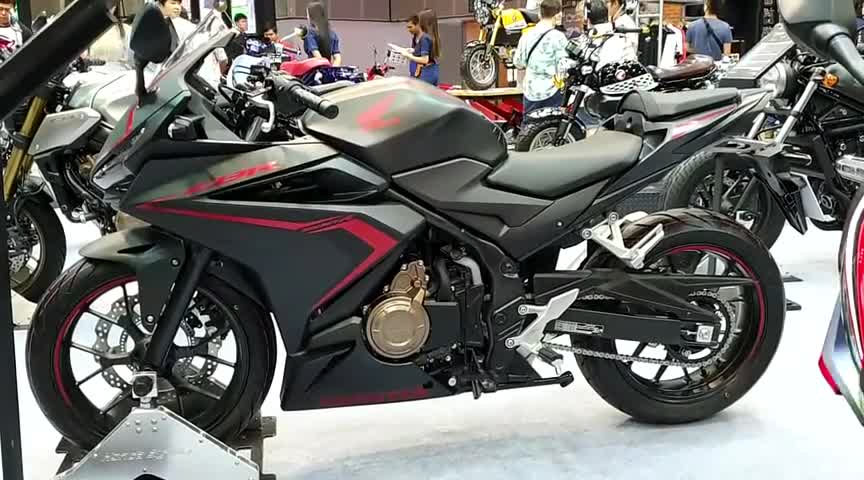 国内有售，实拍2020款本田CBR500R，这颜值不服不行！