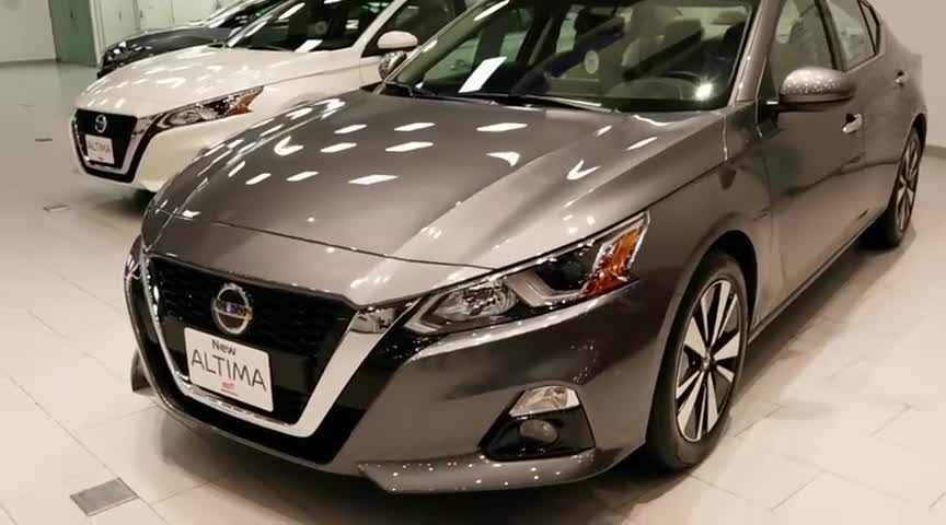 2020款日产天籁SV版到店实拍，颜值高空间大，适合家用！