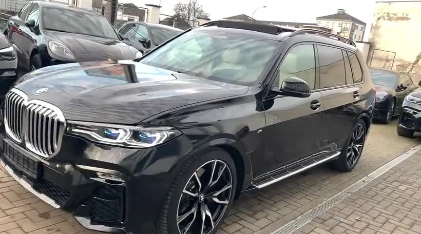 2020款宝马X730d高清实拍