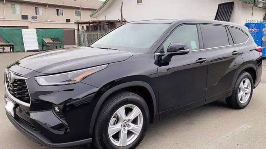 丰田全新汉兰达实拍年内国产开售搭2.5L混动