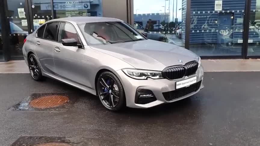 2021款宝马330i实车展示，看到这颜值和内饰，还想啥奥迪A4