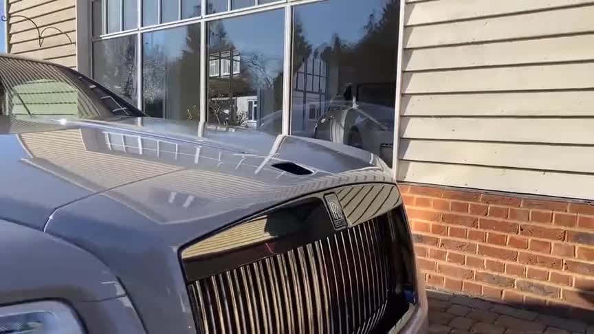 2021款劳斯莱斯魅影BlackBadge全方位实拍，内饰真的太帅了