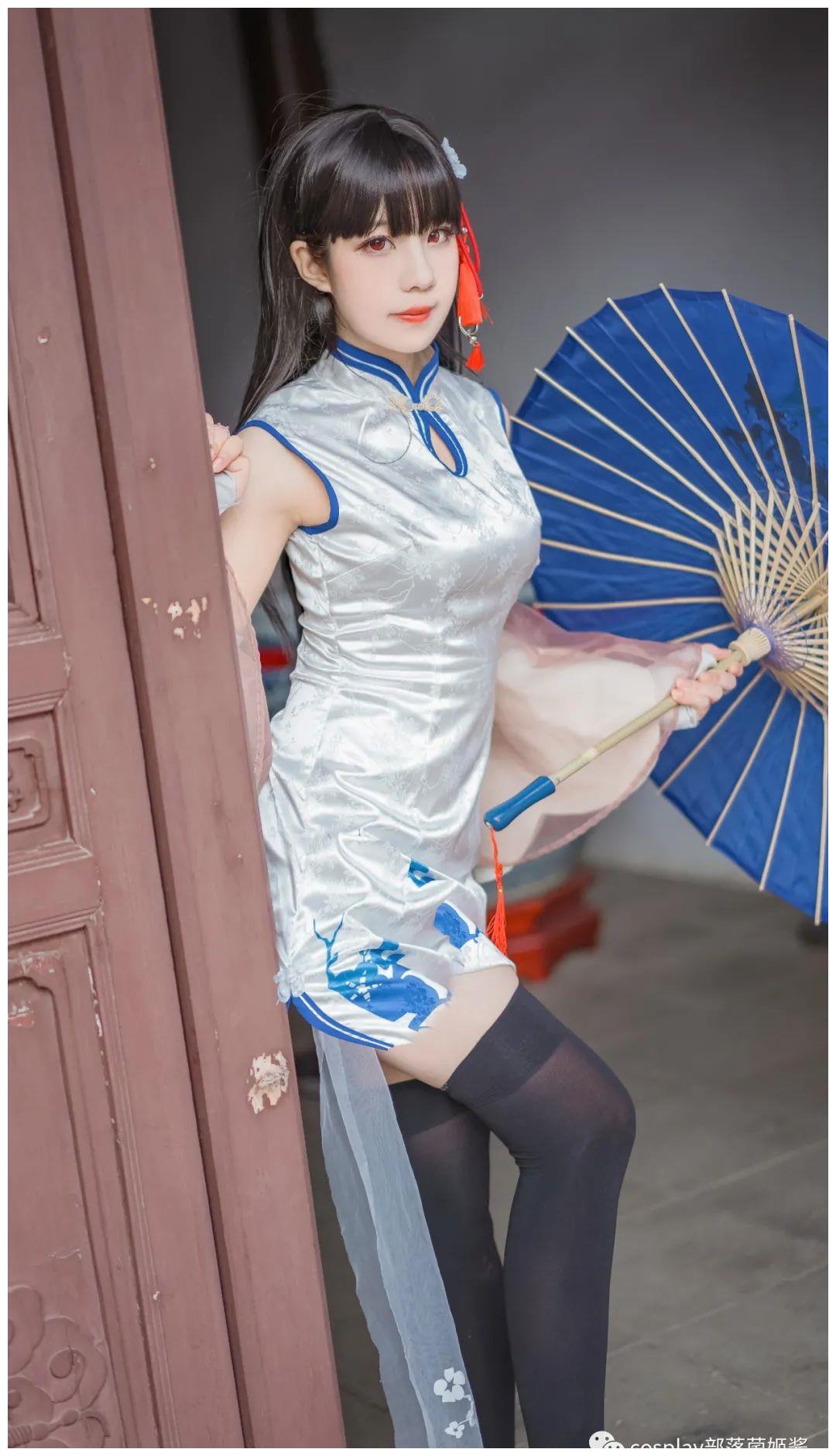 cosplay少女下限旗袍,cosplay表演秀 cos:碧蓝航线旗袍逸仙cos正片@希若,温柔似水