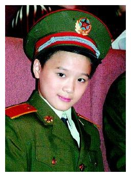 23年前让姜昆不顾家人反对带回家的6岁男孩姜河如今怎样了