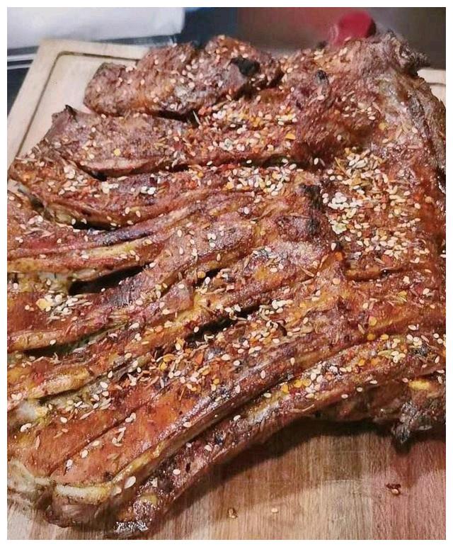 大自然的风味,蒙古特色烤羊排,两种制作配方,总有一款