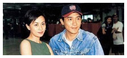 1990年，刘嘉玲被绑架3小时后，情绪崩溃对梁朝伟说：我没有受辱
