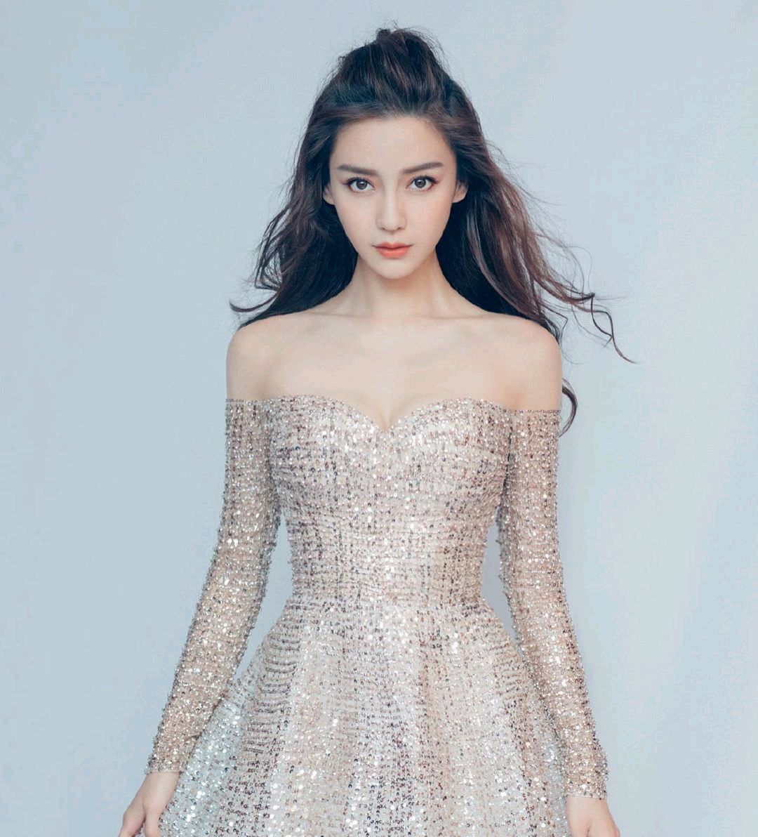 angelababy抹胸,angelababy礼服 angelababy造型分享,抹胸水钻亮片裙清新复古