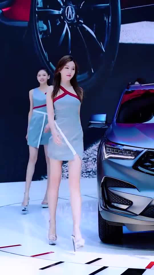 感觉每次本田车展，都精心挑选模特