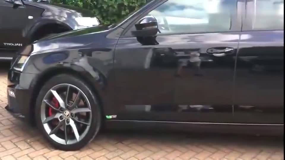 旅行车不单止丰田系,斯柯达明锐vRS,各有各的不同!