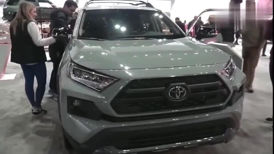 新款丰田RAV4TRD版,了解完外观和内饰,日产奇骏消失在脑海!