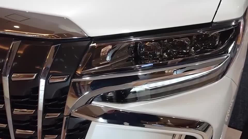 2021款丰田埃尔法实车展示，近距离了解后，买不买奥德赛自己定