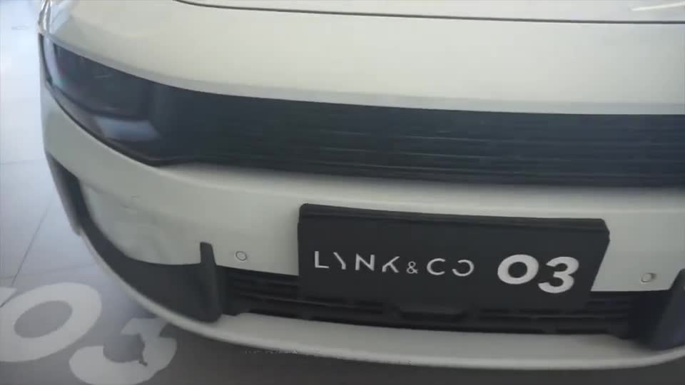 吉利又放大招！新款SUV霸气登场，配2.0T+238PS，合资看了都急