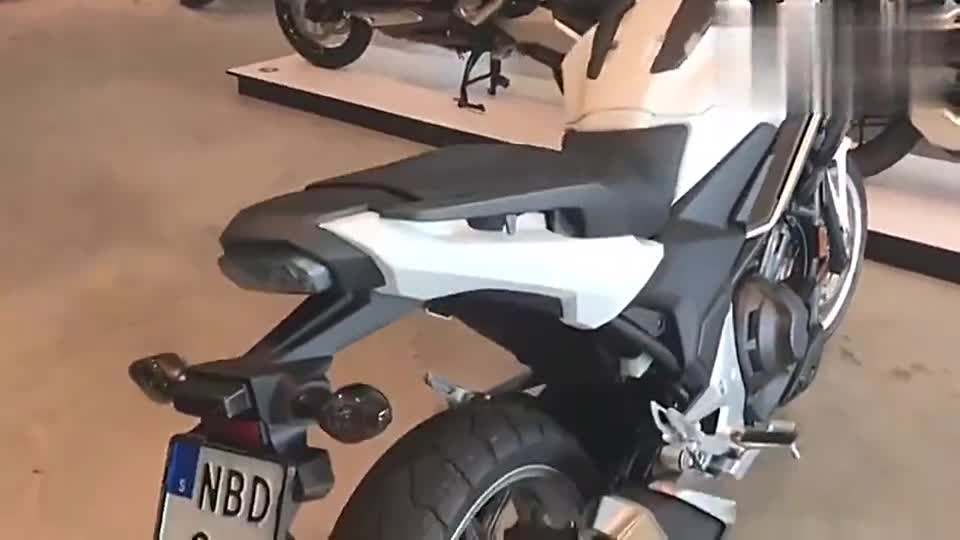 自动挡神车，本田NC750X到店实拍