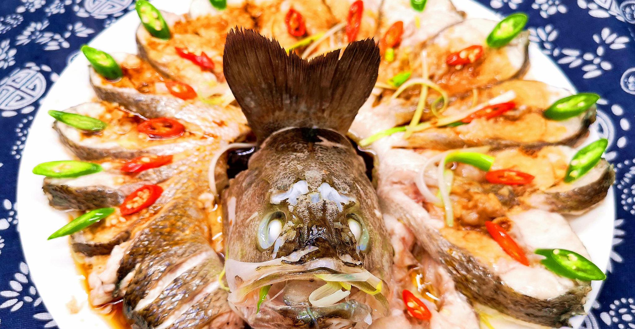 做清蒸鱼切记别放盐和料酒教你正确做法鲜嫩美味不柴不腥