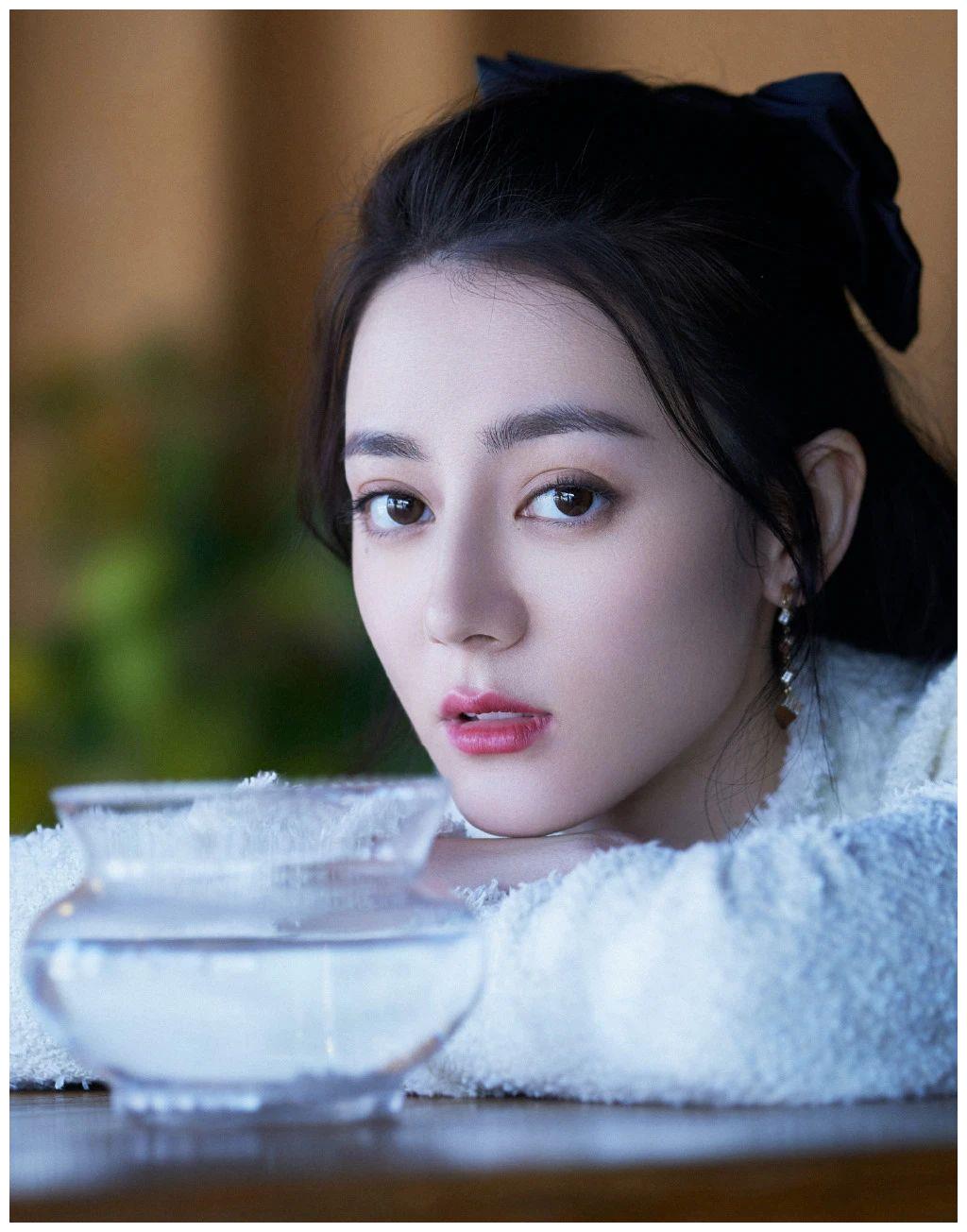 迪丽热巴壁纸最美表演美图请查收2021致敬勇敢的你