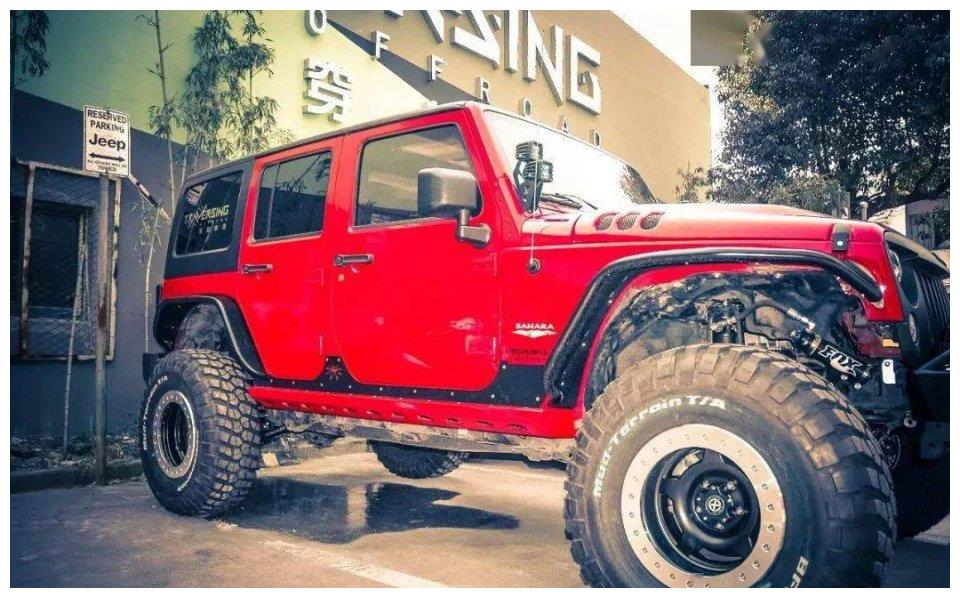 改装红色jeep牧马人2.8l柴油版-新浪汽车