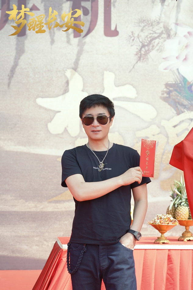 宣璐等一同演绎唐末史实的传奇故事,其中,何中华饰演一代贤臣李德裕
